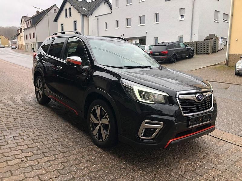 Gebraucht Subaru Forester Platinum 150 PS (110 kW) 2021 Schwarz SUV