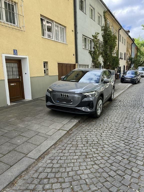 Gebraucht Audi Q4 e-tron 210 kW (286 PS) 2024 Grau SUV