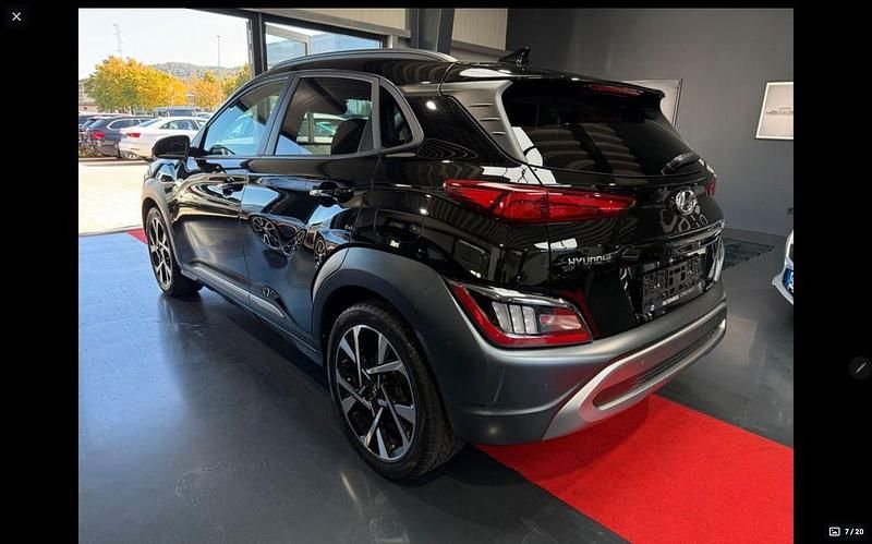 Gebraucht Hyundai Kona Prime 199 PS (146 kW) 2022 Schwarz SUV