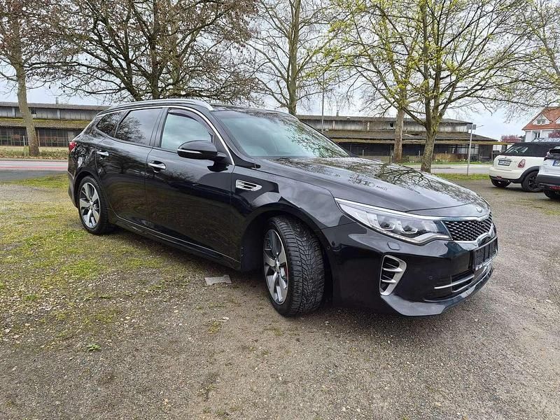 Gebraucht Kia Optima GT 245 PS (180 kW) 2018 Schwarz Kombi