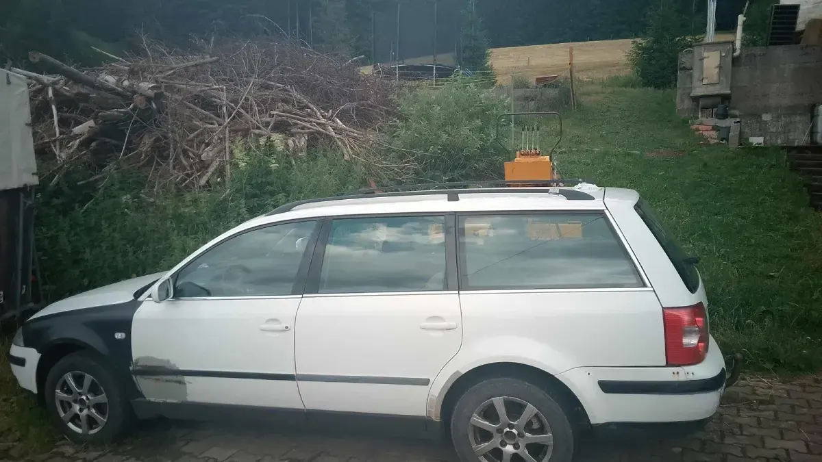 Gebraucht VW Passat 131 PS (96 kW) 2003 Weiß Kombi