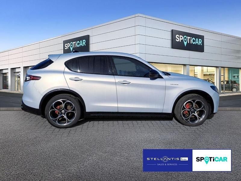 Gebraucht Alfa Romeo Stelvio Veloce 209 PS (153 kW) 2024 Grau SUV