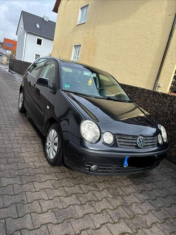 Gebraucht VW Polo 80 PS (58 kW) 2002 Schwarz Kleinwagen