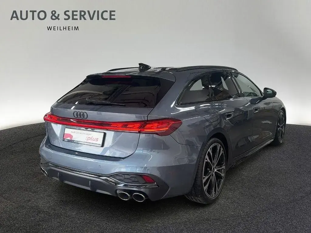 Gebraucht Audi S5 Sport 367 PS (269 kW) 2025 Horizontblau metallic Kombi