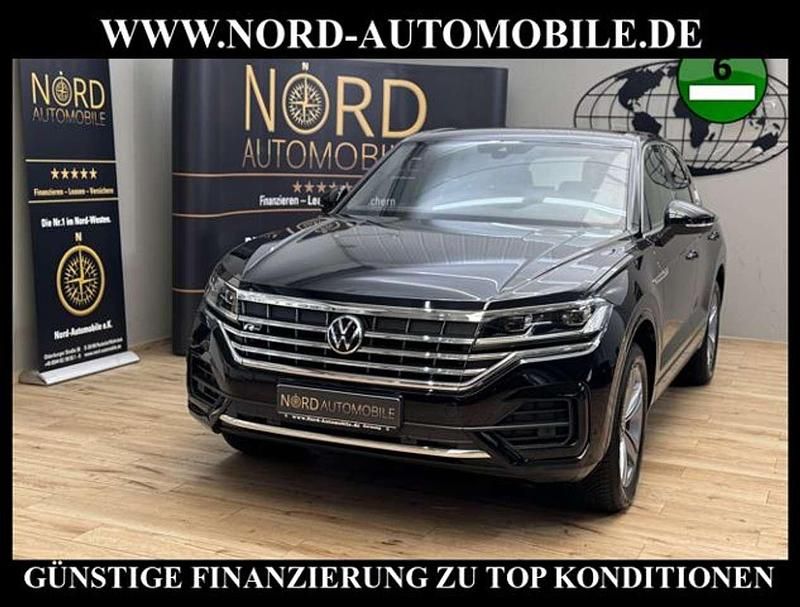 Deep black perleffek (metallic) Gebraucht 2021 VW Touareg R-line SUV | 38.900 € (Superpreis) - Bild 1/2
