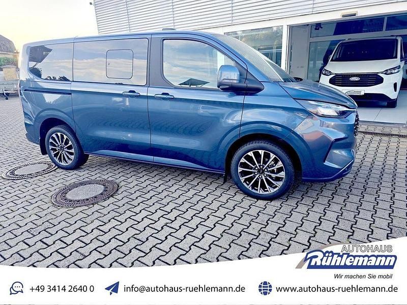 Blau Neu 2025 Ford Tourneo Custom Titanium X Van / Kleinbus | 48.990 € (Superpreis) - Bild 1/4