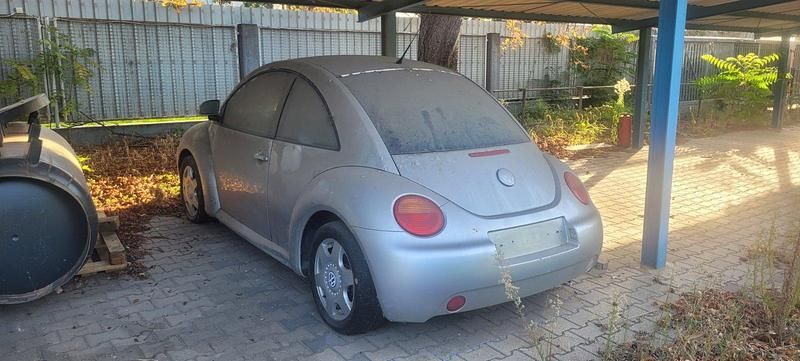 Silber Gebraucht 1999 VW Beetle Kleinwagen | 1.500 € (Fairer Preis) - Bild 1/4