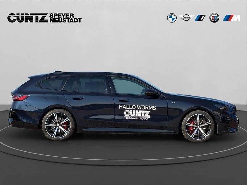 Gebraucht BMW 540 Performance 303 PS (222 kW) 2026 Schwarz Kombi