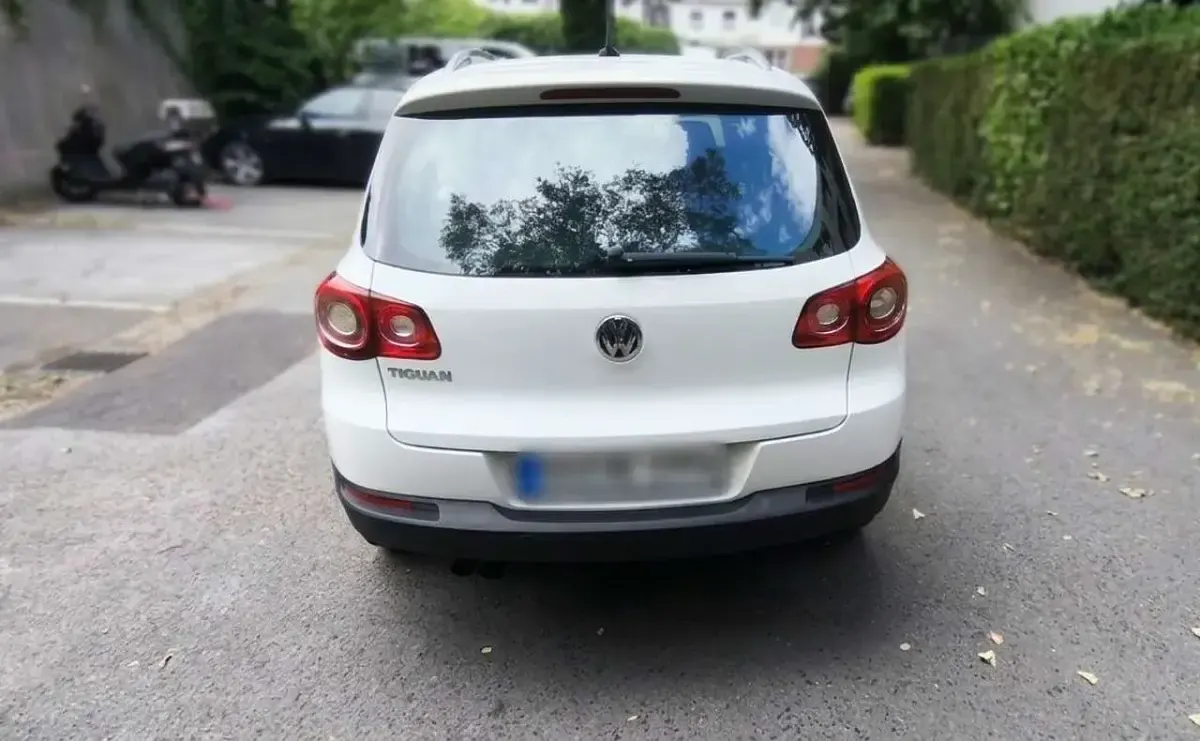 Gebraucht VW Tiguan Team 170 PS (125 kW) 2010 Weiß SUV