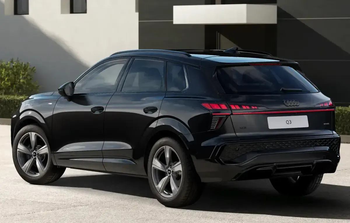 Neu Audi Q3 Comfort 204 PS (150 kW) 2026 Schwarz SUV