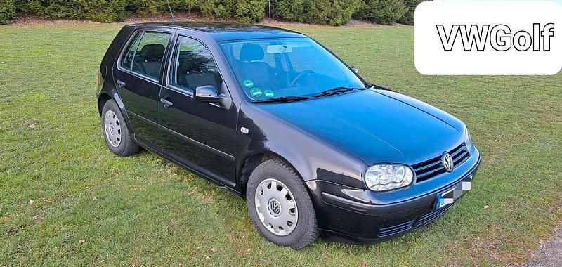 Gebraucht VW Golf IV 75 PS (55 kW) 2001 Schwarz Kleinwagen