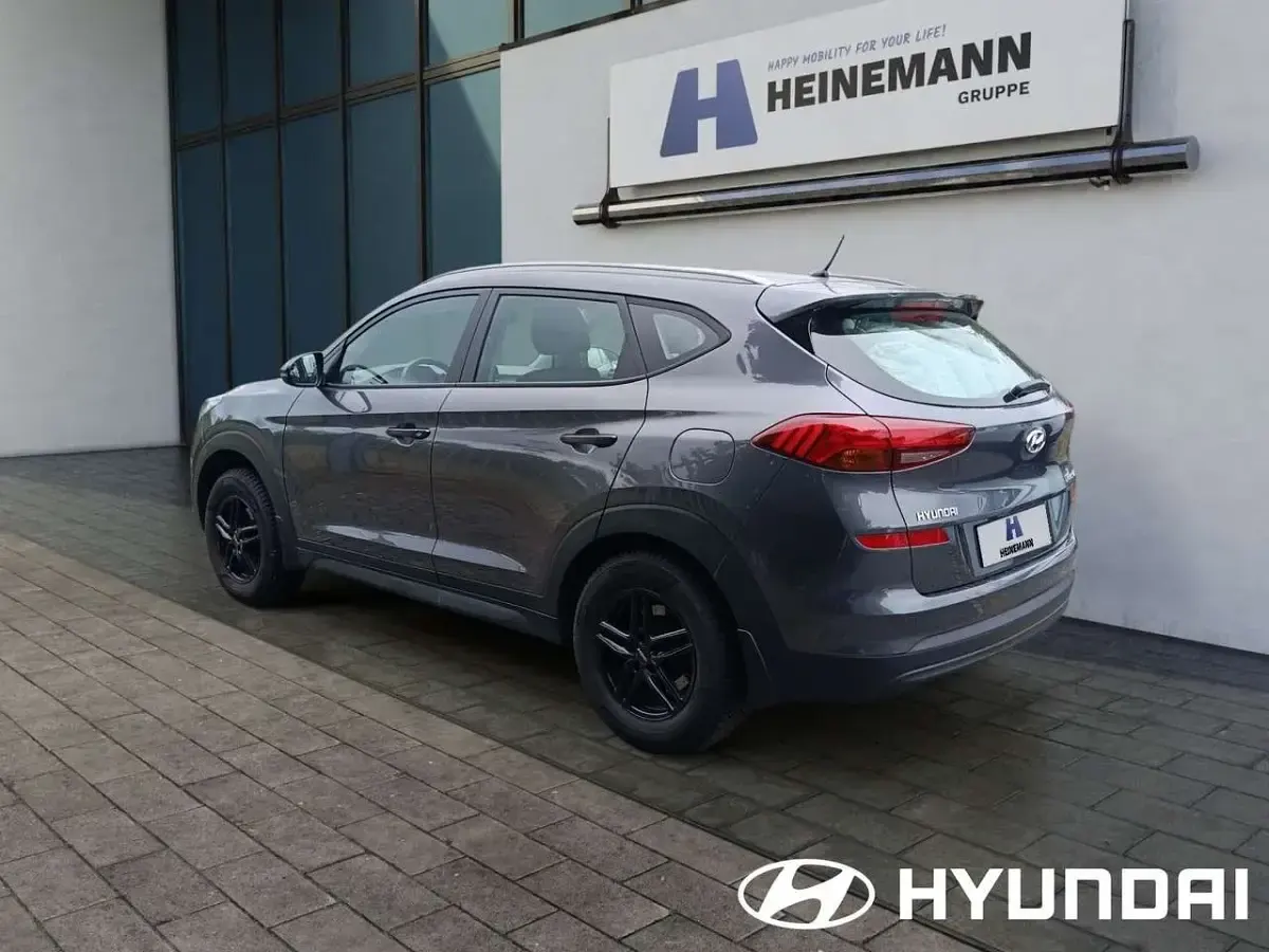Gebraucht Hyundai Tucson Classic 132 PS (97 kW) 2019 Grau SUV