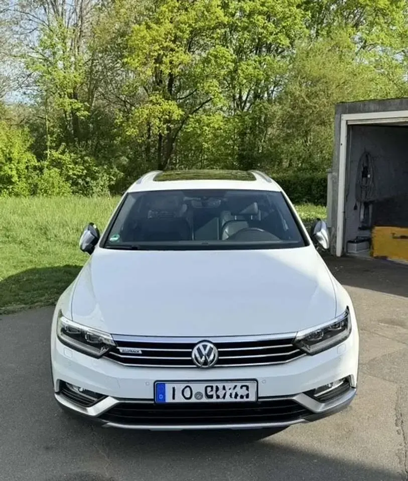 Gebraucht VW Passat 239 PS (175 kW) 2016 Weiß Kombi