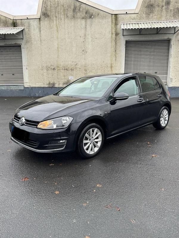 Gebraucht VW Golf VII 110 PS (80 kW) 2015 Schwarz Limousine