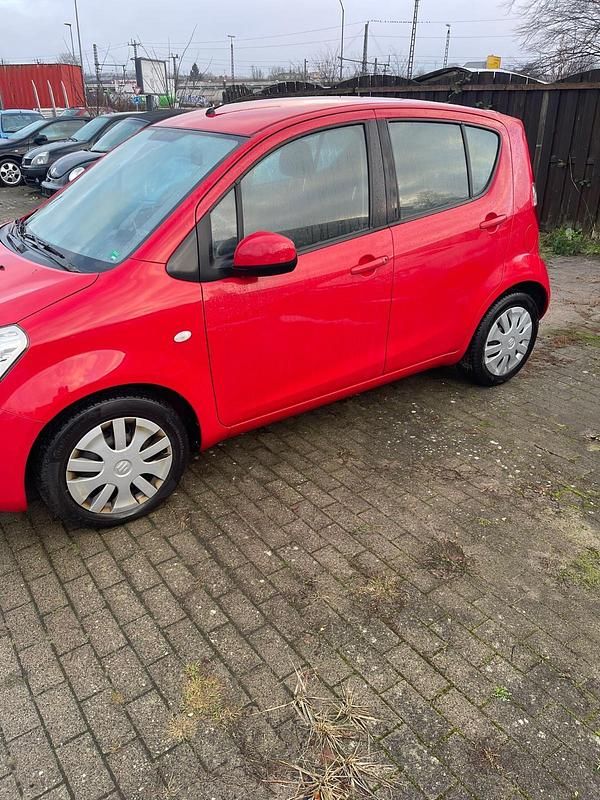 Gebraucht Suzuki Splash 65 PS (47 kW) 2010 Rot Kleinwagen