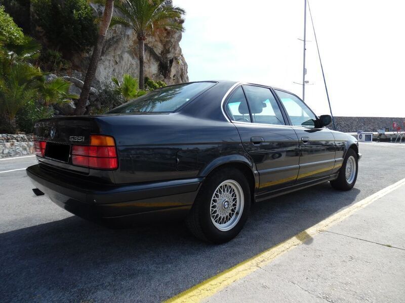 Gebraucht BMW 535 211 PS (155 kW) 1992 Schwarz Limousine