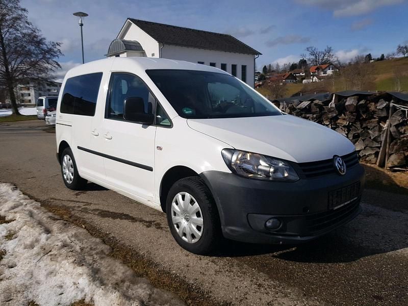 Gebraucht VW Caddy 73 PS (53 kW) 2010 Weiß Van / Kleinbus