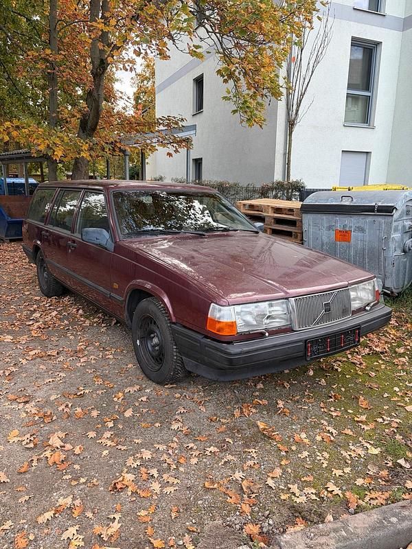 Rot Gebraucht 1992 Volvo 940 Kombi | 2.300 € - Bild 1/4
