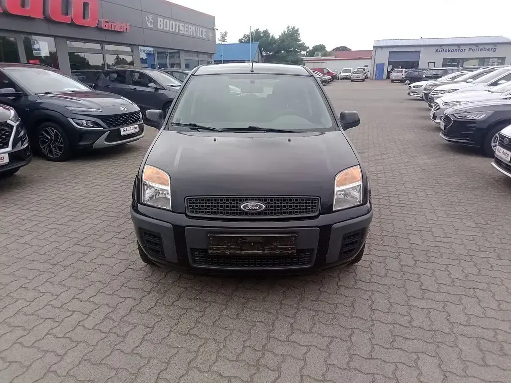 Gebraucht Ford Fusion Ambiente 80 PS (58 kW) 2011 Schwarz Kleinwagen