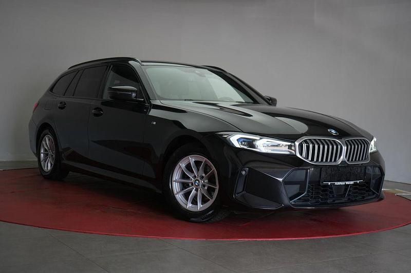 Schwarz Gebraucht 2024 BMW 318 M Sport Limousine | 31.990 € (Guter Preis) - Bild 1/4