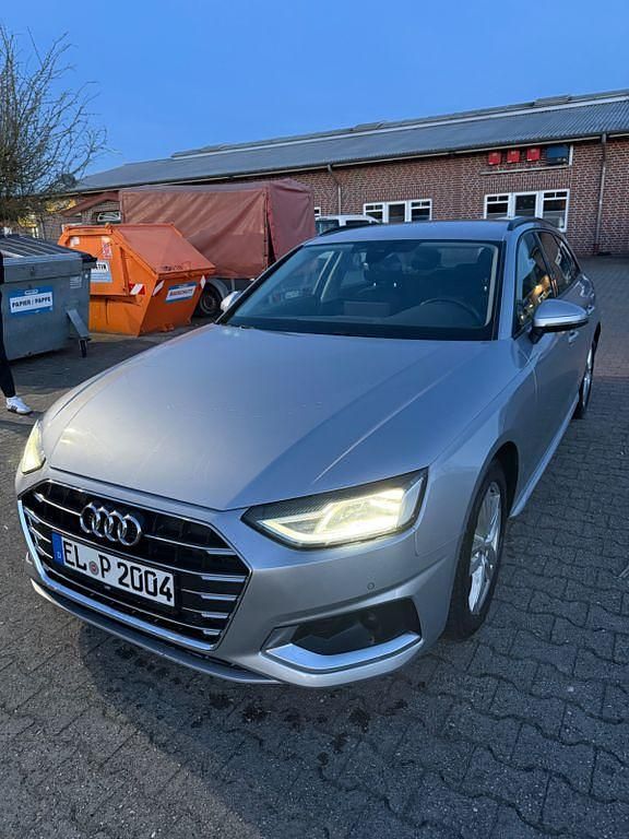 Gebraucht Audi A4 Comfort 190 PS (139 kW) 2019 Grau Limousine