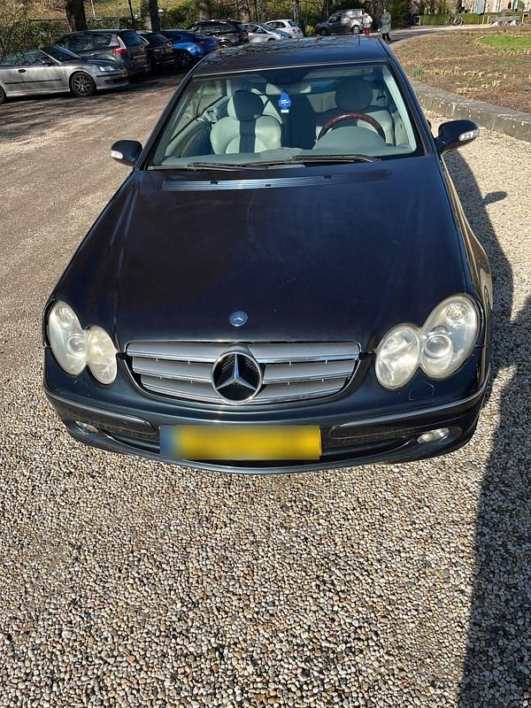 Gebraucht Mercedes CLK320 218 PS (160 kW) 2003 Schwarz Coupé
