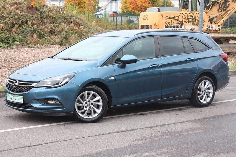 Deep sky Gebraucht 2017 Opel Astra Business Kombi | 7.990 € (Superpreis) - Bild 1/4