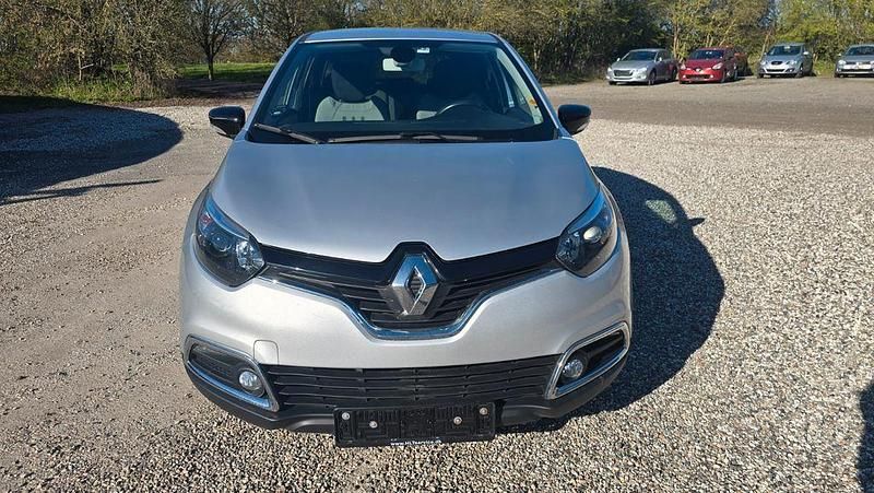 Gebraucht Renault Captur Experience 90 PS (66 kW) 2016 Grau SUV