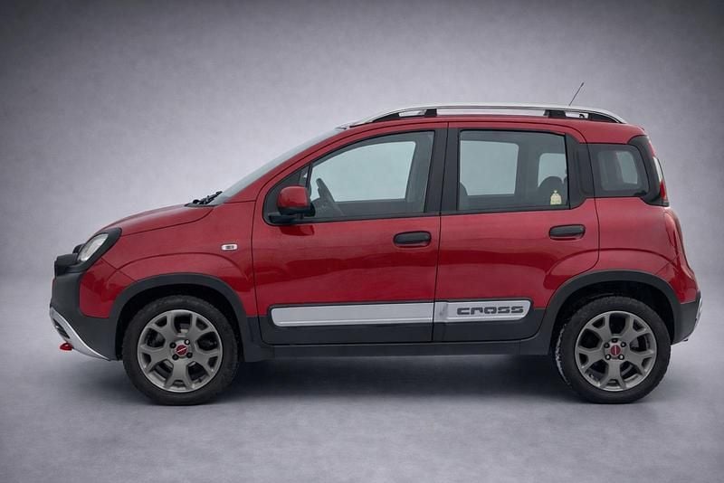 Gebraucht Fiat Panda Cross Cross 90 PS (66 kW) 2015 Rot Kleinwagen