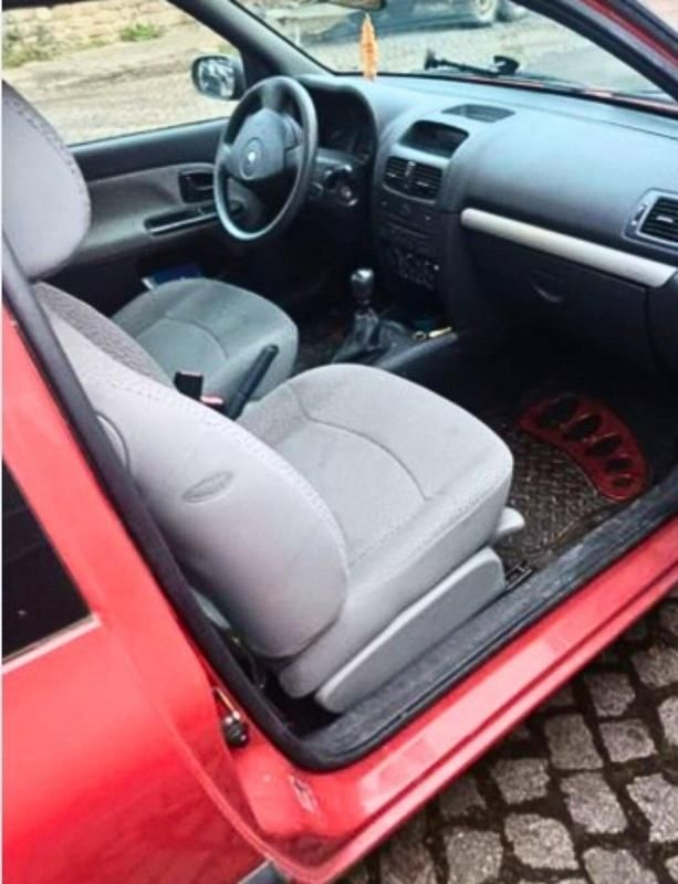 Gebraucht Renault Clio II Campus 75 PS (55 kW) 2006 Kleinwagen