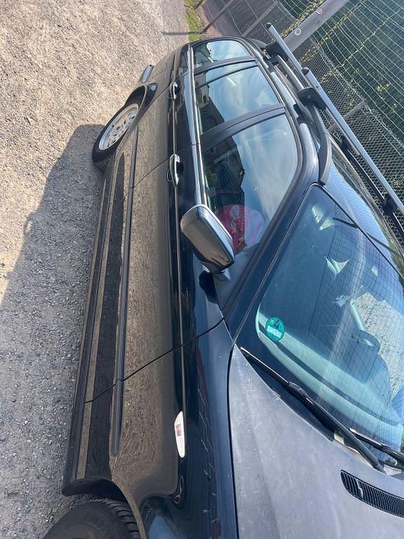 Gebraucht BMW 316 116 PS (85 kW) 2005 Schwarz Kombi