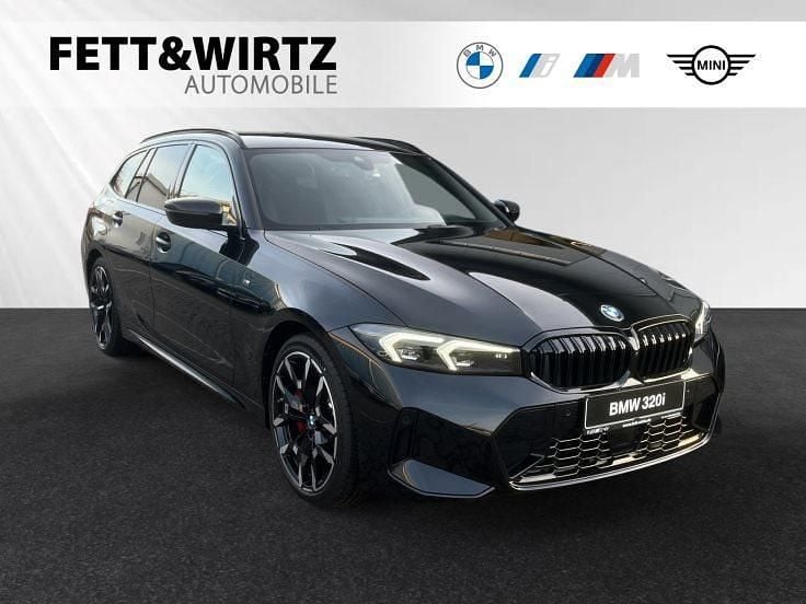 Neu BMW 320 M Sport 184 PS (135 kW) 2025 Saphirschwarz metallic Kombi