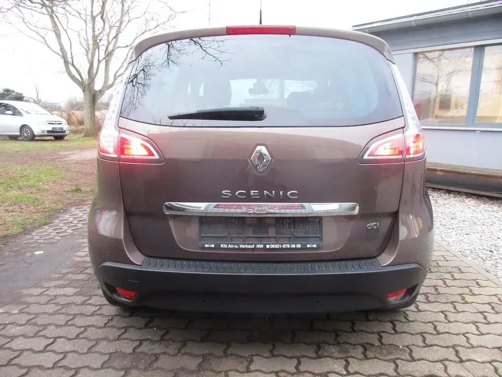 Gebraucht Renault Scénic III Bose Edition 131 PS (96 kW) 2013 Braun Van / Kleinbus