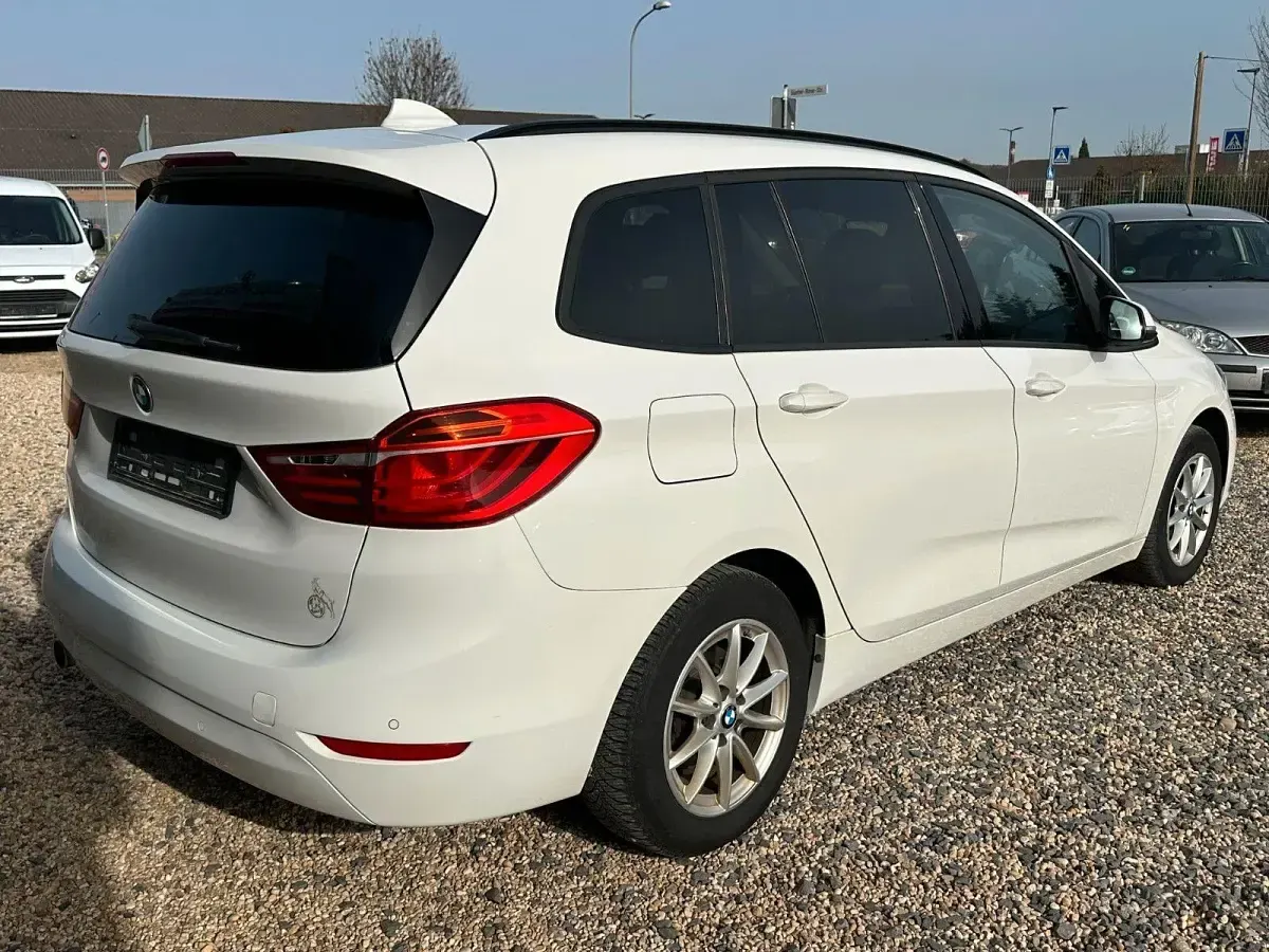 Second-hand BMW 216 Advantage 116 CP (85 kW) 2017 Alb Break