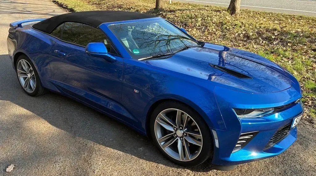 Używany Chevrolet Camaro 453 KM (333 kW) 2017 Niebieski Kabriolet