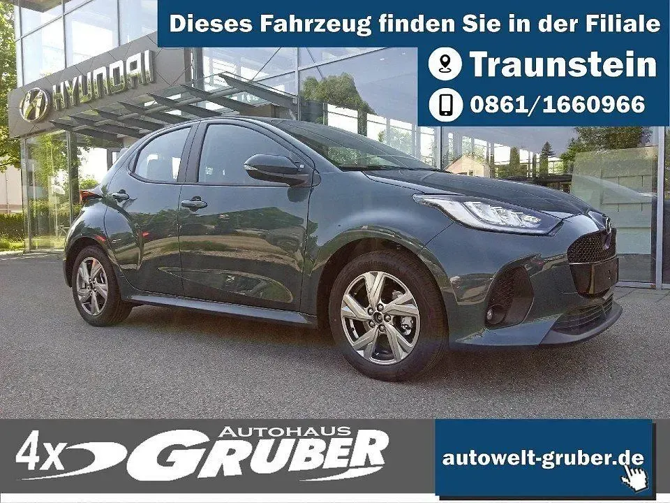 Neu Mazda 2 Exclusive 116 PS (85 kW) 2026 Fern green Kleinwagen