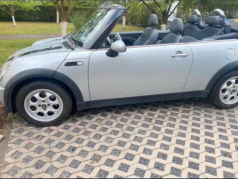 Gebraucht Mini Cooper Cabriolet 116 PS (85 kW) 2007 Silber Cabrio