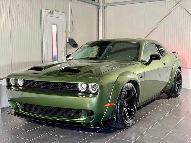 Second-hand Dodge Challenger 381 CP (280 kW) 2021 Verde Coupe