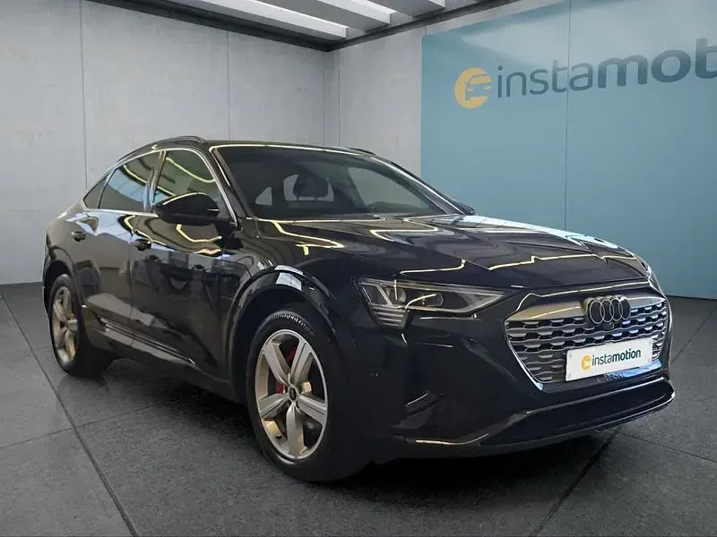 Second-hand Audi e-tron Sportback 300 kW (408 CP) 2025 Negru SUV