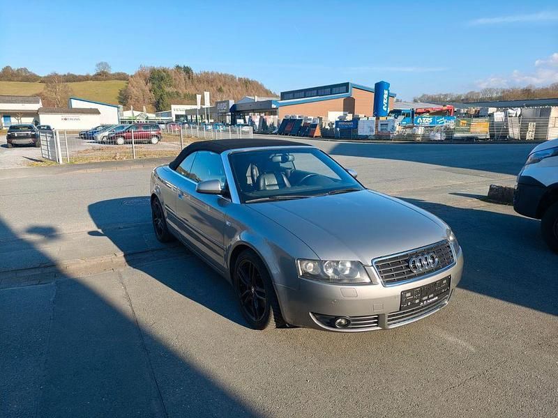 Gebraucht Audi A4 Cabriolet Comfort 163 PS (119 kW) 2003 Grau Cabrio