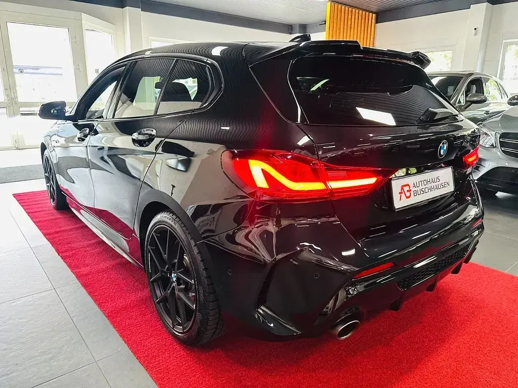 Gebraucht BMW M135 Performance 306 PS (225 kW) 2024 Schwarz Kleinwagen