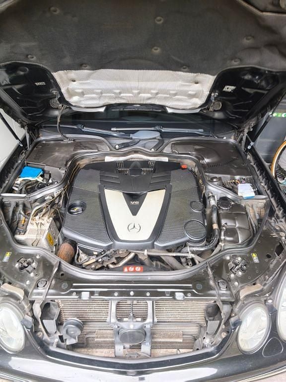 Gebraucht Mercedes E320 Avantgarde 224 PS (164 kW) 2006 Schwarz Limousine