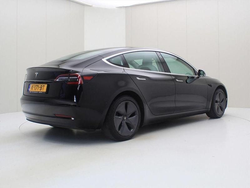 Gebraucht Tesla Model 3 Standard Range 225 kW (306 PS) 2020 Schwarz Limousine