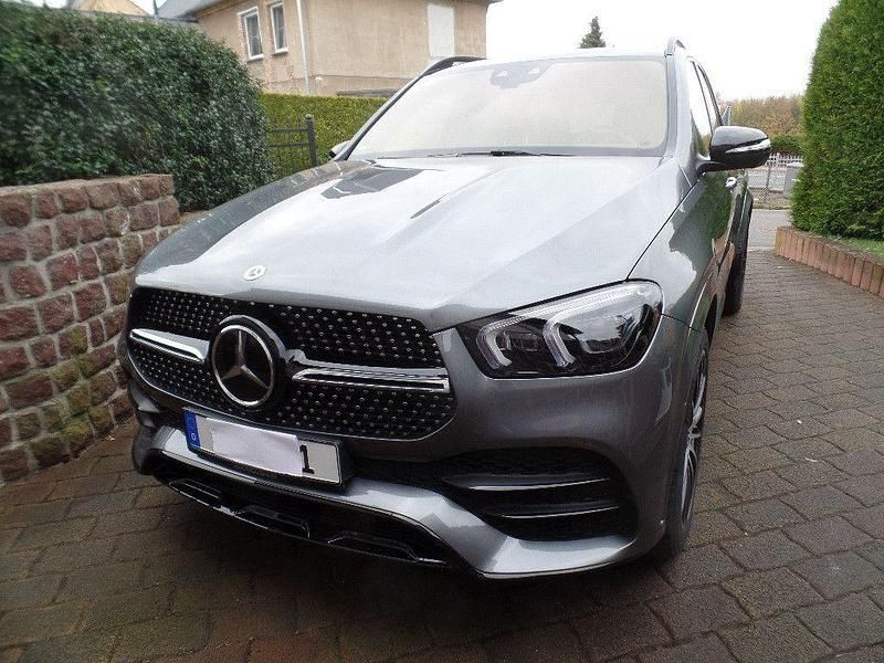 Grau Gebraucht 2021 Mercedes GLE400 SUV | 69.990 € (Fairer Preis) - Bild 1/4