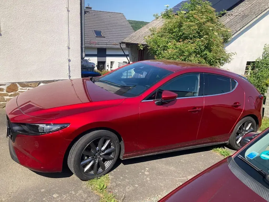 Gebraucht Mazda 3 Selection 179 PS (131 kW) 2020 Rot Limousine