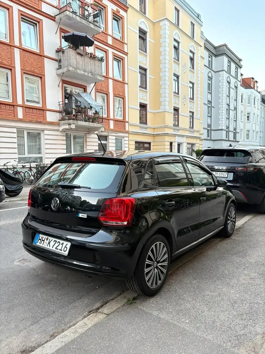 Gebraucht VW Polo 90 PS (66 kW) 2011 Schwarz Kleinwagen