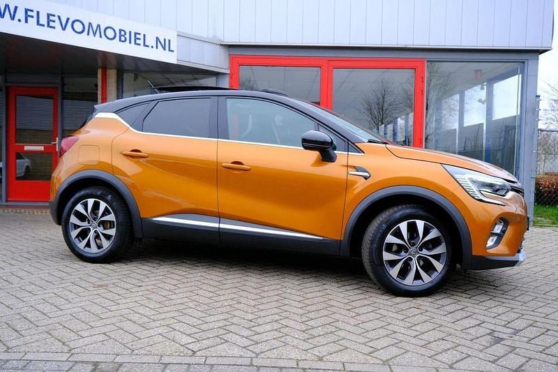 Gebraucht Renault Captur Intens 131 PS (96 kW) 2020 Orange SUV