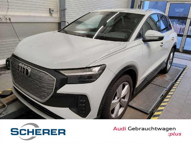 Gebraucht Audi Q4 e-tron Advanced 125 kW (170 PS) 2022 Gletscherweiß metallic SUV