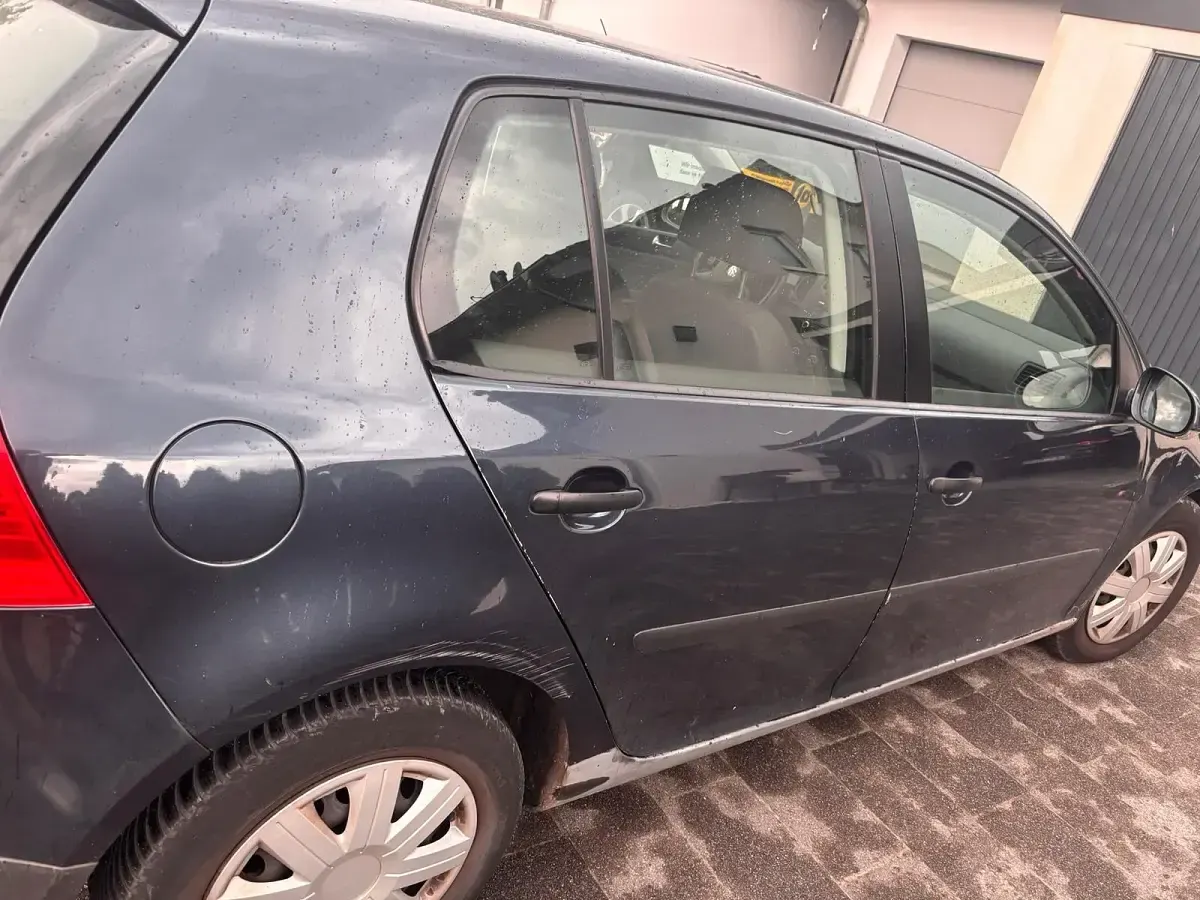 Gebraucht VW Golf V 75 PS (55 kW) 2005 Grau Kleinwagen