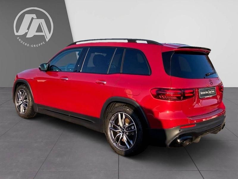 Gebraucht Mercedes GLB35 AMG 306 PS (225 kW) 2024 Rot manufaktur patagonienrot SUV